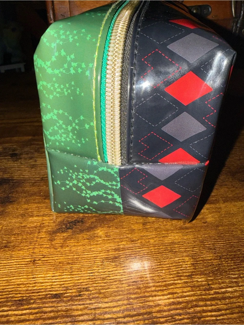 Revolution x DC Harley Quinn & Poison Ivy Cosmetic Bag Set - Black & Green NEW